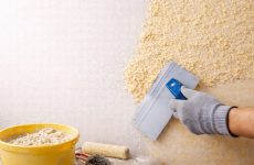Чи можна наносити рідкі шпалери на побілку