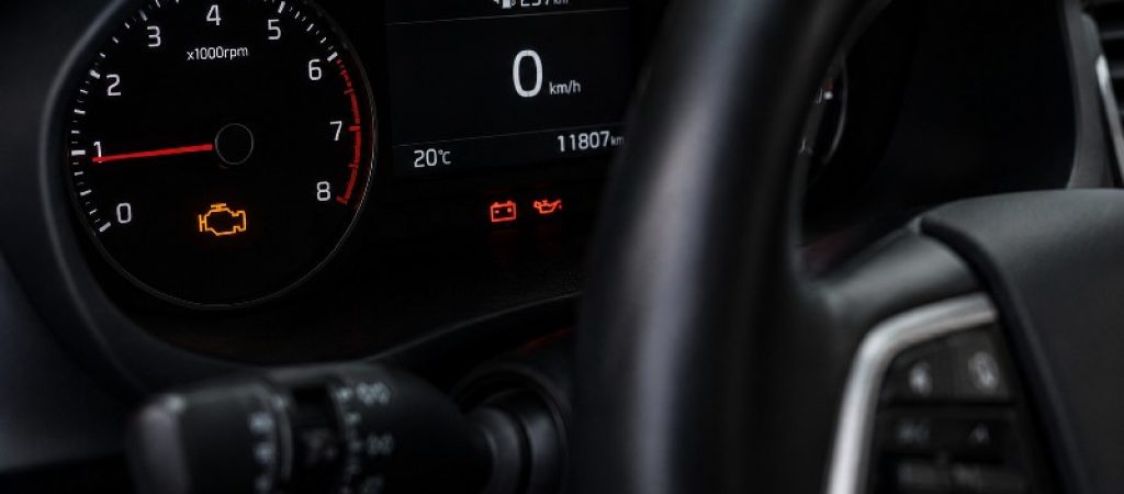 Загорелся чек двигателя — что делать